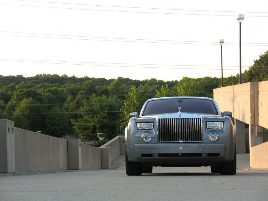  Rolls-Royce Phantom 2007 года  (фото 60 из 102)